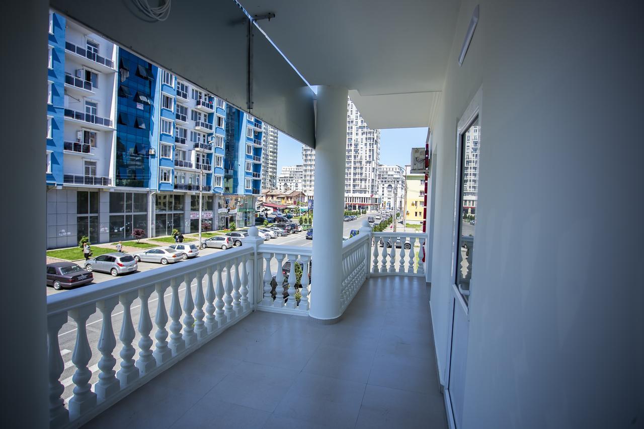 Hotel Garanti Batumi Exteriér fotografie