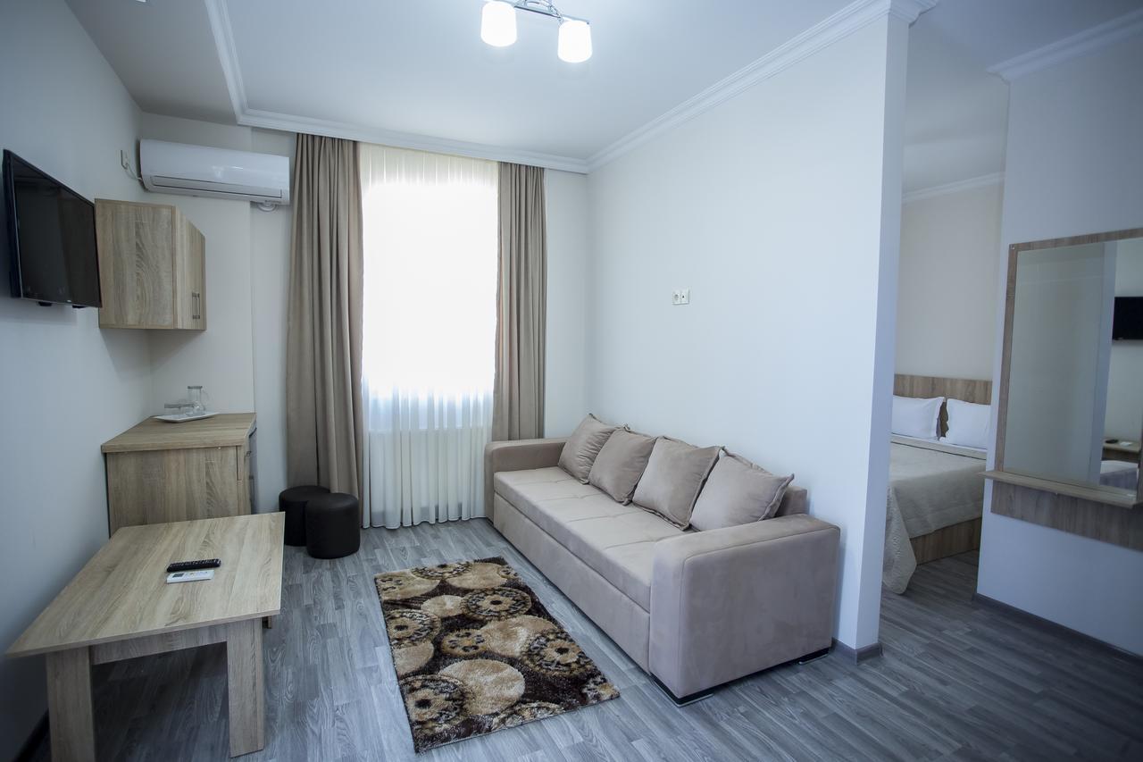 Hotel Garanti Batumi Exteriér fotografie